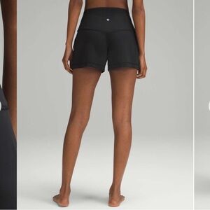 Lululemon Align Classic-Fit High-Rise Short 3"
Black